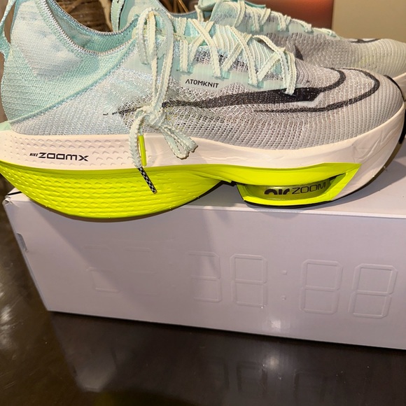 Nike Air Zoom shoes. These shoes are brand new. They have never been worn. - Picture 5 of 6